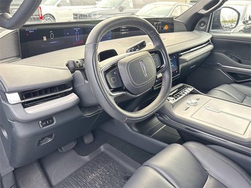 New 2025 Lincoln Navigator L Reserve w/ Jet Appearance Package image 25