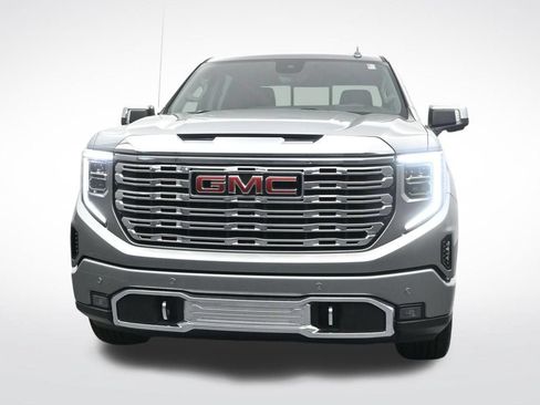 Used 2024 GMC Sierra 1500 Denali w/ Denali Reserve Package AWD/4WD image 2