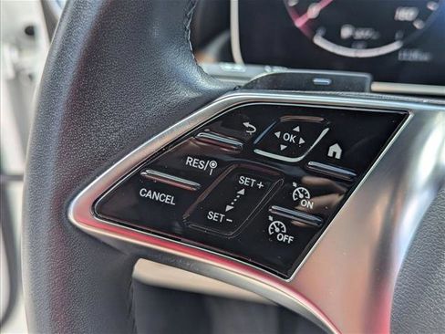 Used 2023 Mercedes-Benz C 300 Sedan image 10