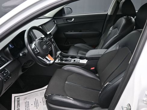 Used 2020 Kia Optima EX image 11