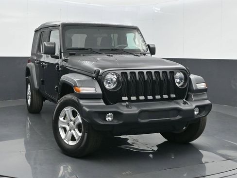 Certified 2022 Jeep Wrangler Unlimited Sport image 2