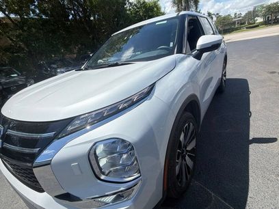 Used 2025 Mitsubishi Outlander SE