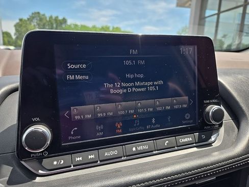 Used 2023 Nissan Rogue SV AWD/4WD image 49