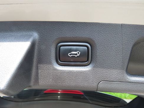 Used 2021 Hyundai Santa Fe SEL w/ Convenience + Premium Package AWD/4WD image 18