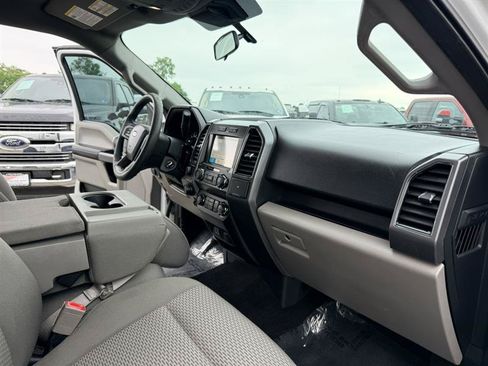 Used 2019 Ford F150 XLT w/ Trailer Tow Package AWD/4WD image 12