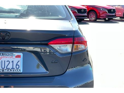 Used 2025 Toyota Corolla LE image 43