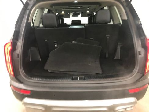 Used 2020 Kia Telluride S w/ S 8 Passenger Seating Package image 34