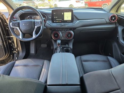 Used 2025 Chevrolet Blazer RS image 19