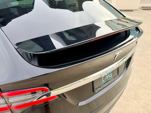 Used 2018 Tesla Model X 75D AWD/4WD image 20