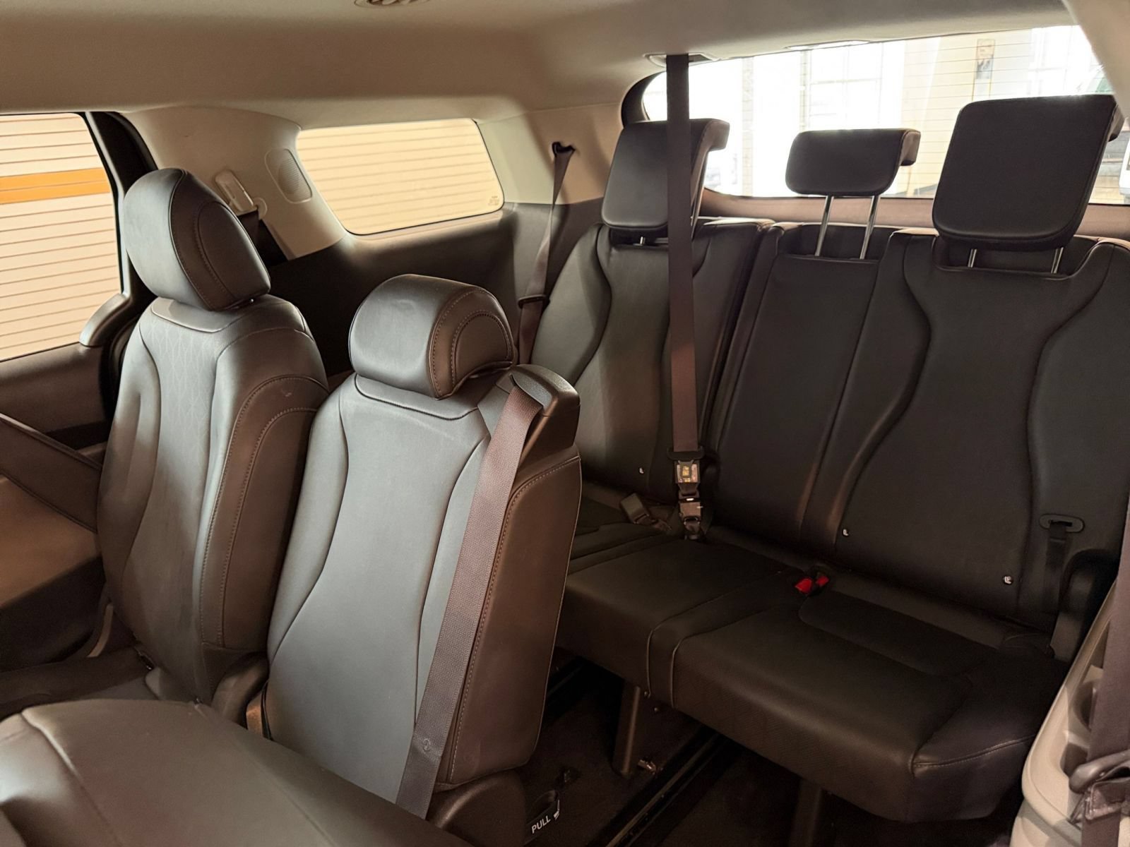 Used 2026 Kia Carnival FWD image 30