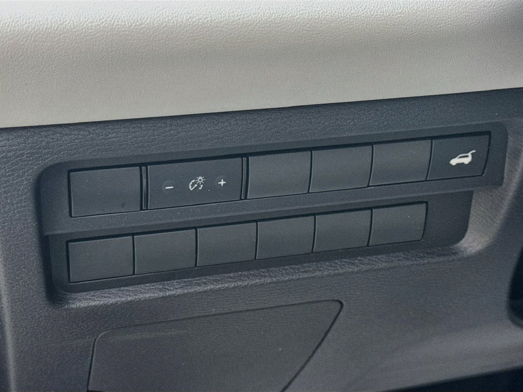 Used 2024 Mitsubishi Outlander SEL FWD image 11