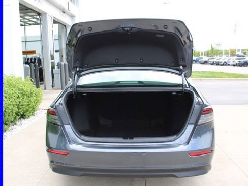 Used 2024 Honda Accord EX image 8