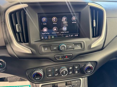 Used 2022 GMC Terrain SLE w/ Driver Convenience Package image 17