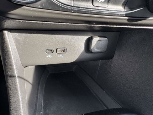 Used 2024 Buick Encore GX Preferred FWD image 29