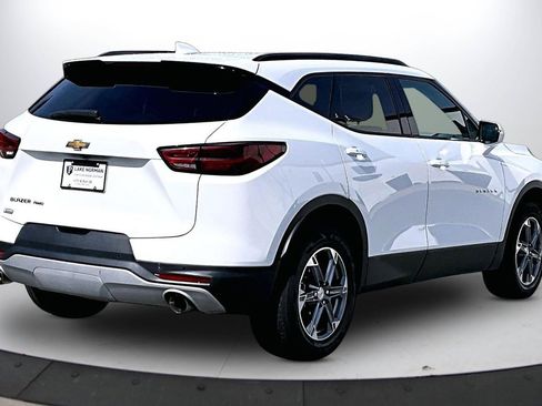 Used 2024 Chevrolet Blazer LT image 9