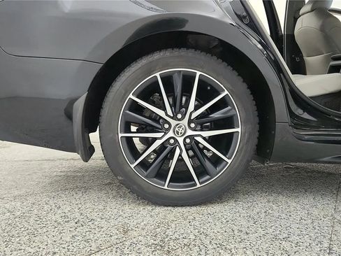 Used 2021 Toyota Camry SE FWD image 30
