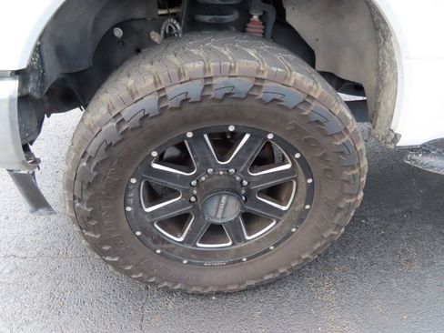 Used 2022 Ford F250 XL w/ Power Equipment Group AWD/4WD image 10