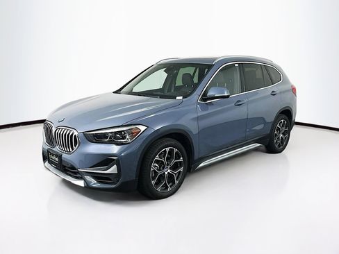 Used 2021 BMW X1 xDrive28i w/ Convenience Package image 3