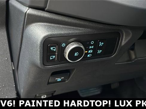 New 2025 Ford Bronco Badlands image 8