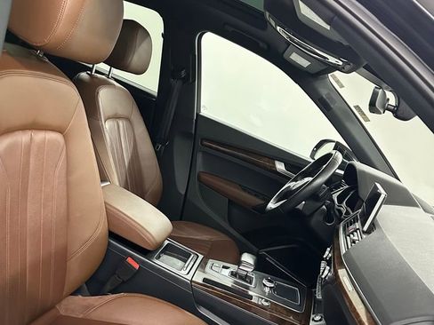 Used 2018 Audi Q5 2.0T Premium Plus w/ Premium Plus Package image 36