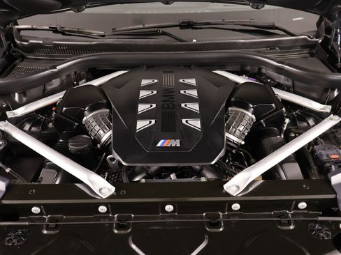 Used 2024 BMW X5 M60i image 21