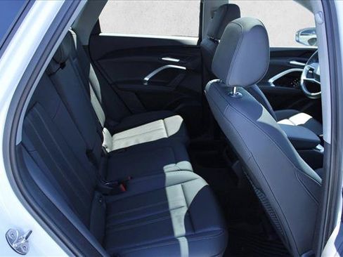 Certified 2025 Audi Q5 Premium w/ Convenience Package AWD/4WD image 29