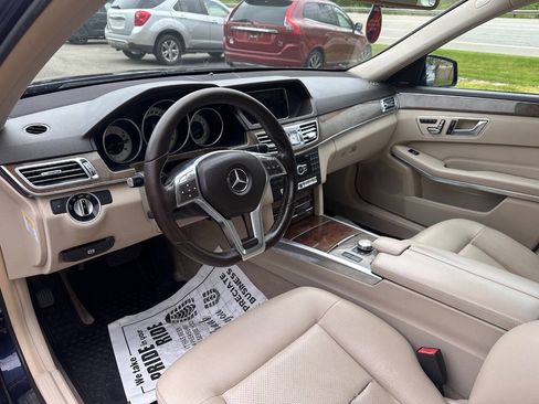Used 2014 Mercedes-Benz E 350 4MATIC Sedan image 11