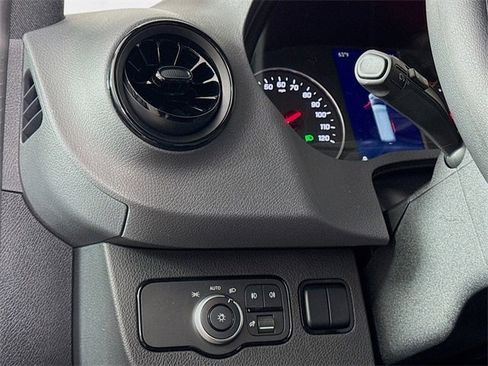 Used 2023 Mercedes-Benz Sprinter 2500 image 19