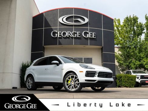 Used 2019 Porsche Cayenne E-Hybrid AWD/4WD image 1
