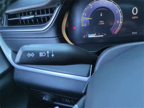 New 2025 Jeep Grand Cherokee L Altitude image 28