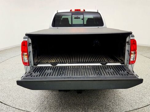 Used 2017 Nissan Frontier SV AWD/4WD image 18