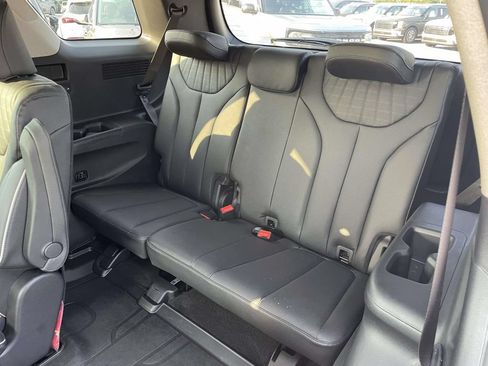Certified 2025 Hyundai Palisade Limited AWD/4WD image 3