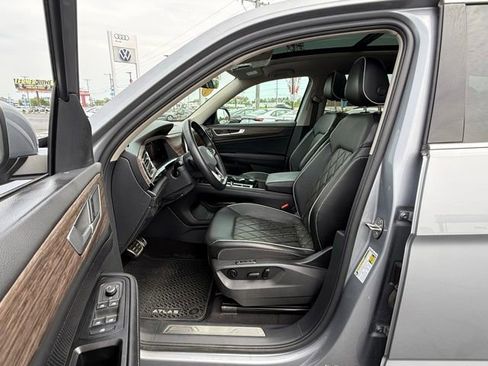 Used 2024 Volkswagen Atlas SEL Premium R-Line AWD/4WD image 14