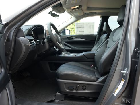 New 2027 INFINITI QX60 Pure w/ Cargo Package FWD image 15