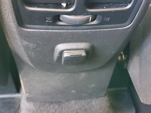 Certified 2018 Ford Escape SEL image 10