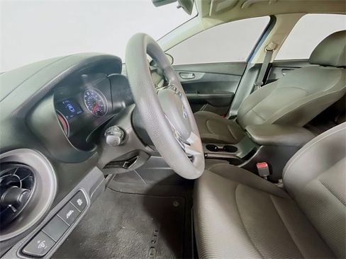 Used 2020 Kia Forte LXS image 20