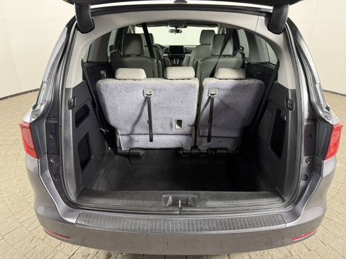 Used 2019 Honda Odyssey EX image 7