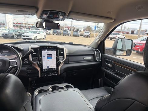 Used 2024 RAM 2500 Laramie image 16