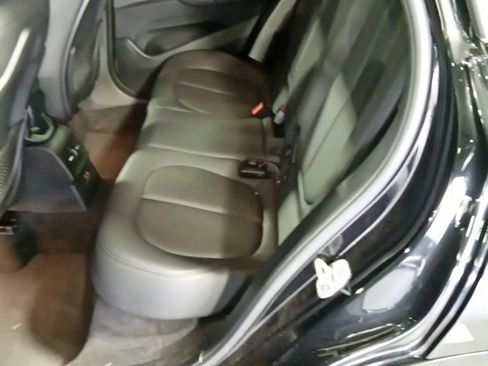 Used 2021 BMW X1 sDrive28i w/ M Sport Package image 11