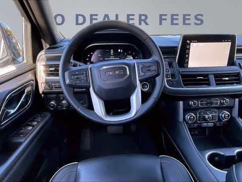 Used 2023 GMC Yukon SLT RWD image 8