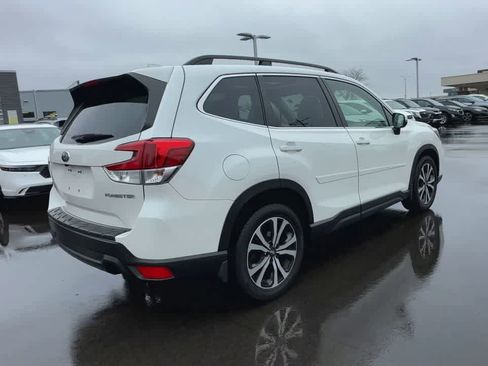 Used 2020 Subaru Forester Limited image 8