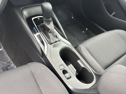Used 2024 Toyota Corolla LE image 4