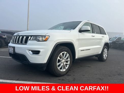 Used 2021 Jeep Grand Cherokee Laredo X image 1