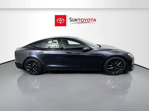 Used 2024 Tesla Model S Base image 2