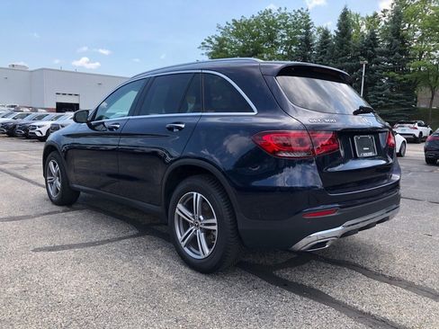 Used 2021 Mercedes-Benz GLC 300 4MATIC w/ Multimedia Package image 4