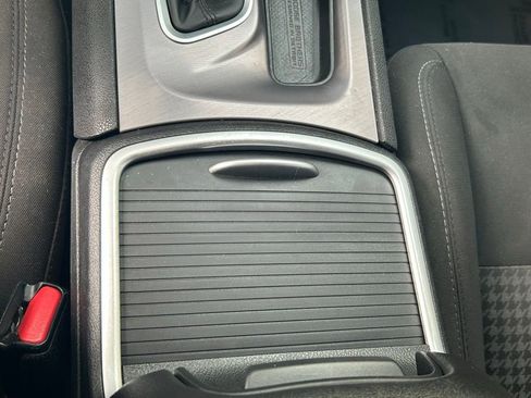 Used 2022 Dodge Charger R/T w/ Driver Convenience Group image 21