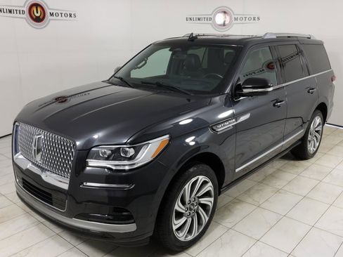 Used 2023 Lincoln Navigator Reserve AWD/4WD image 35