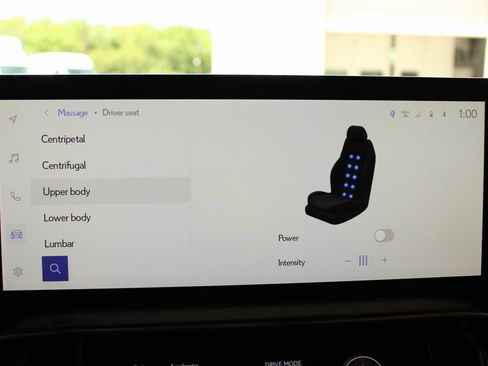 Used 2026 Lexus LX 700h Luxury image 17