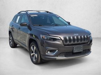 Used 2019 Jeep Cherokee Limited AWD/4WD video 3