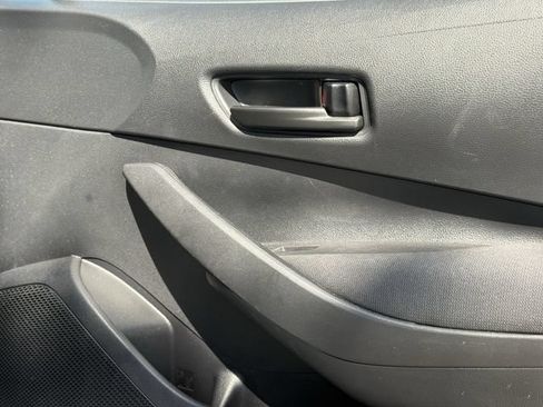 Used 2024 Toyota Corolla LE FWD image 27